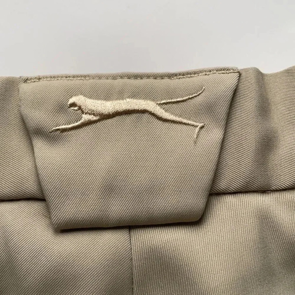 Slazenger men’s 10” golf shorts, tan. Size 30 - Picture 9 of 10